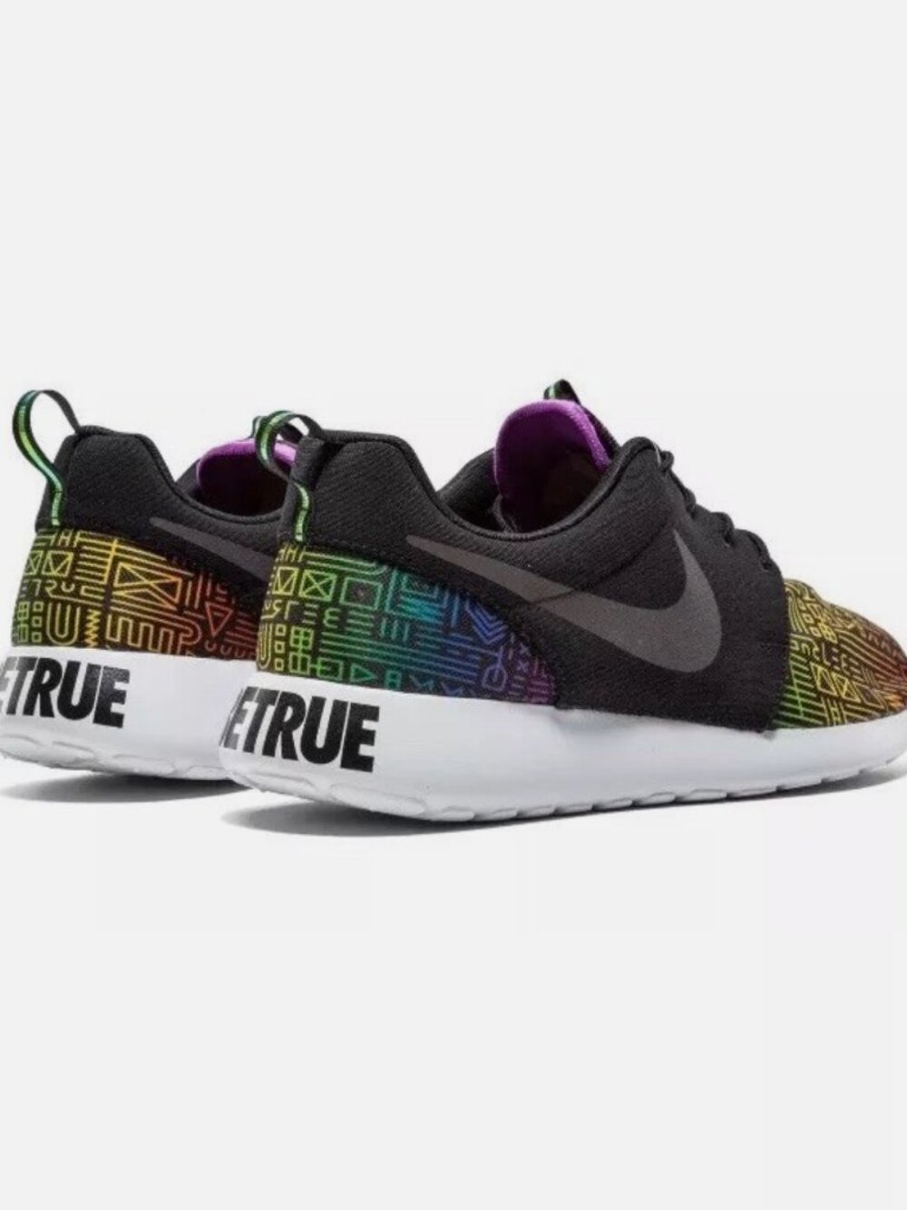 Nike Roshe One BT QS Be True Gay Pride Rainbow MultiColor Hologram Run LGBT 9.5